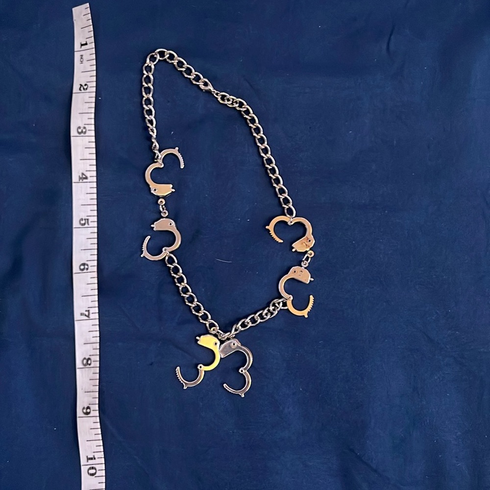 Hand cuff choker metal silver toned necklace